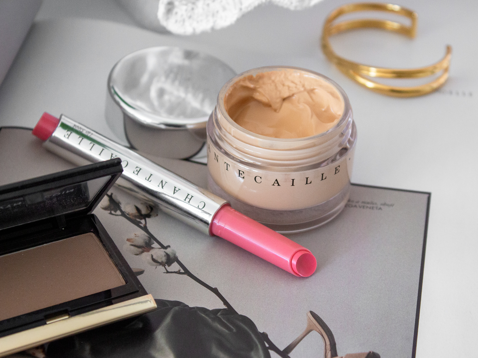 chantecaille makeup recenze a zkušenosti